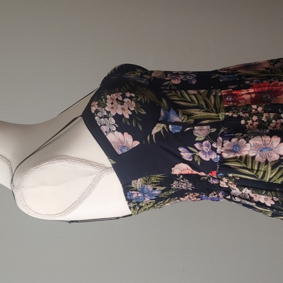 Band of Gypsies | Navy Floral Mini Dress - Picture 13 of 14